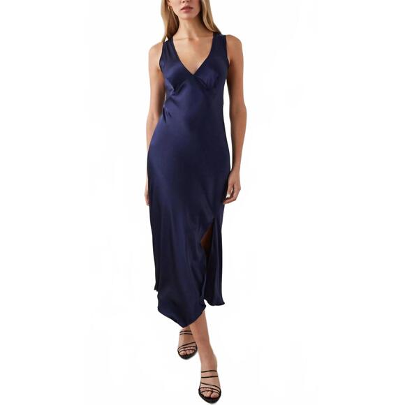 NEW RAILS monique slip dress in navy